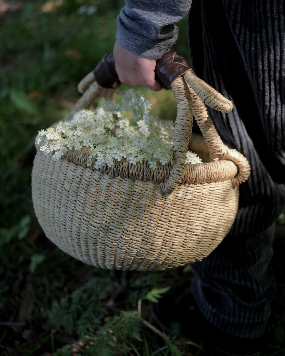 DIY gezonde vlierbloesemsiroop (zonder suiker)