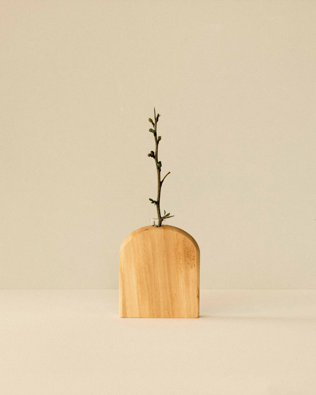 Tiny flower pot - number 6 - light wood