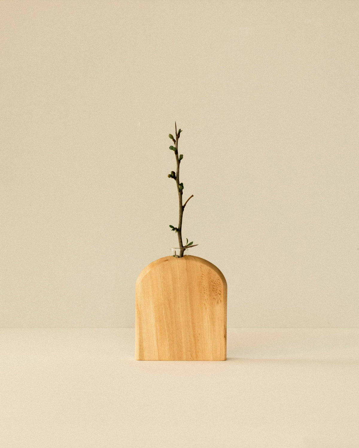 Tiny flower pot - number 6 - light wood