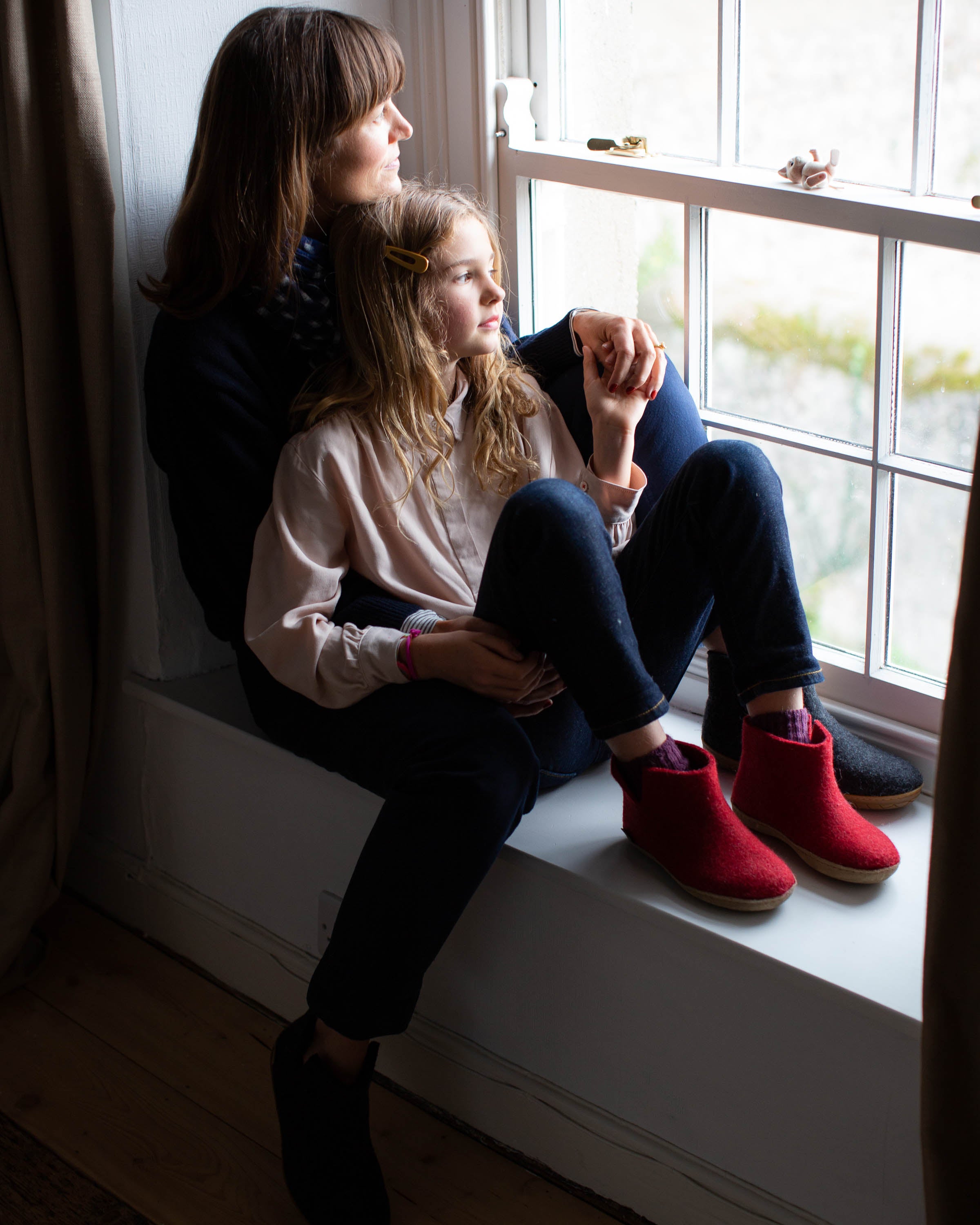 Children's slippers wool high - red