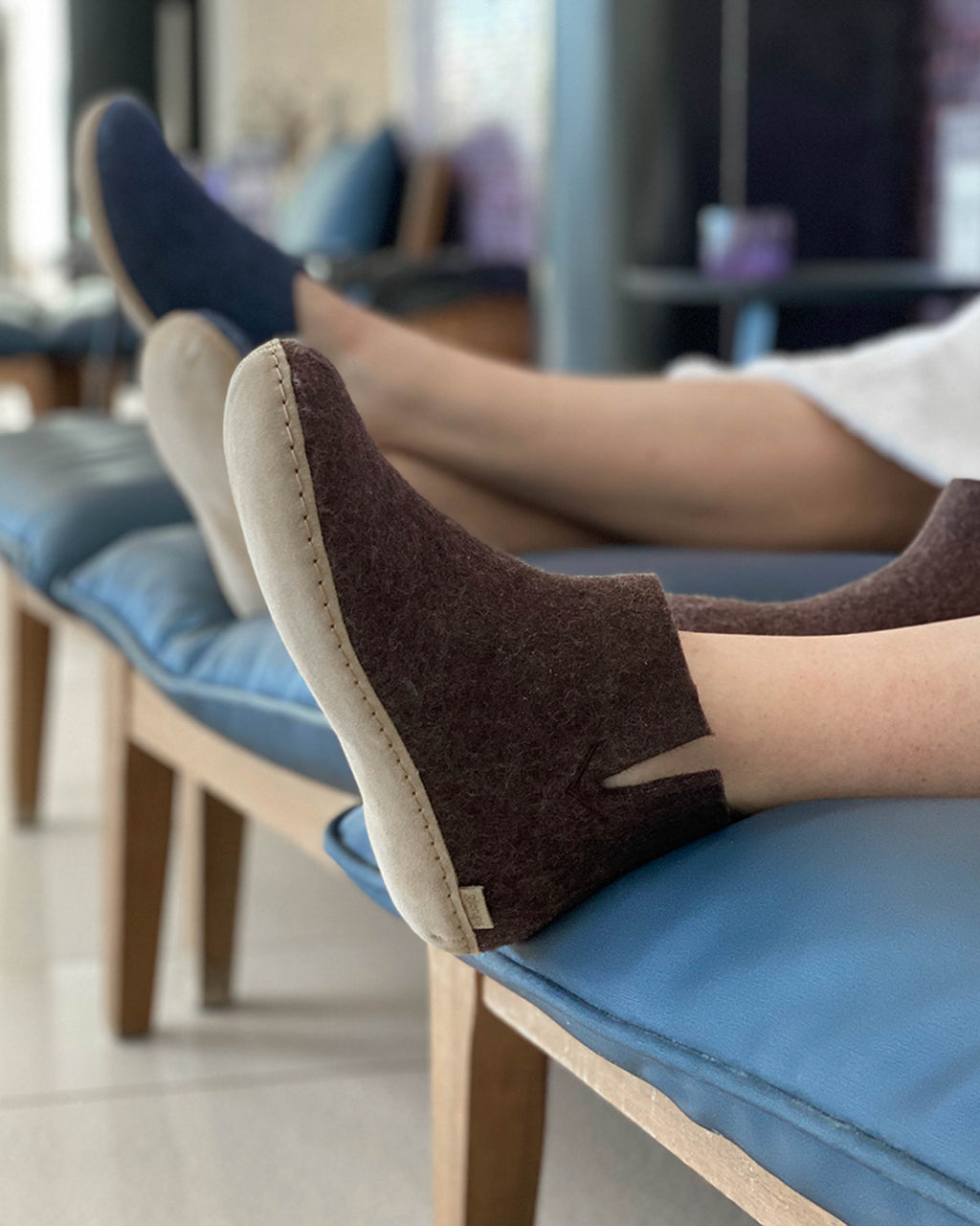 Wool slippers high leather sole - chestnut