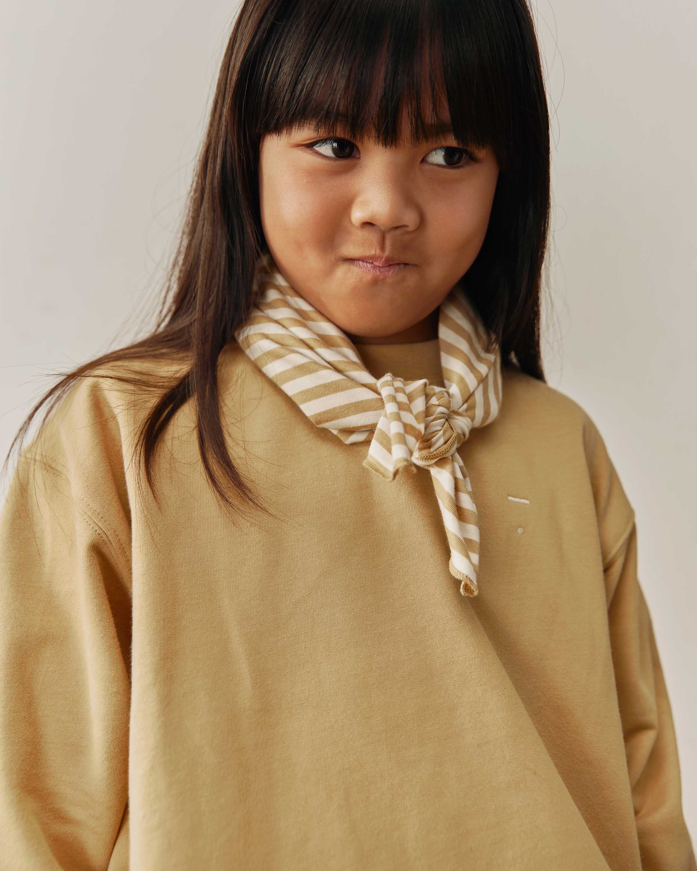 Swaddle scarf - cookie/cream 