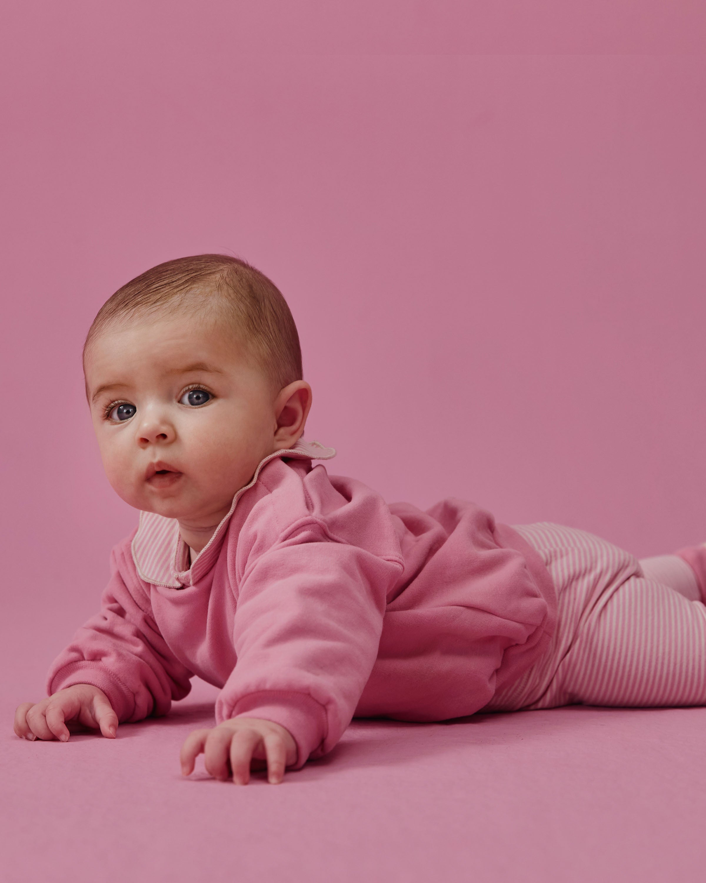 Oversized baby sweater - bubblegum