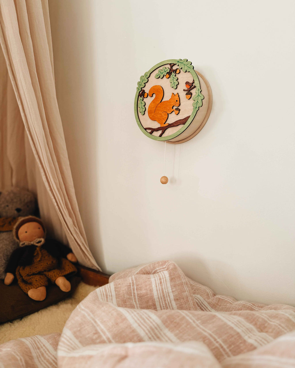 Music box - squirrel