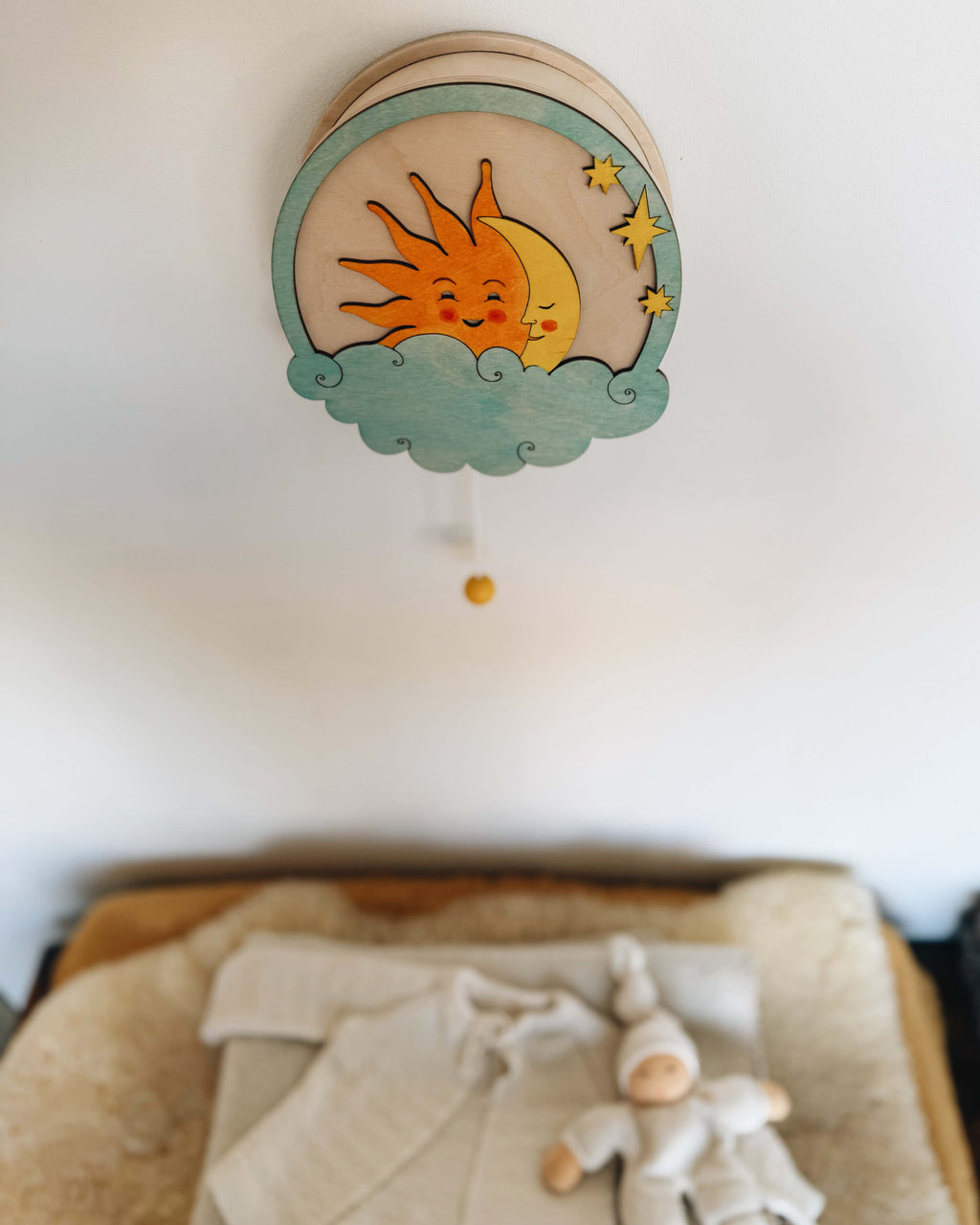 Music box - sun/moon