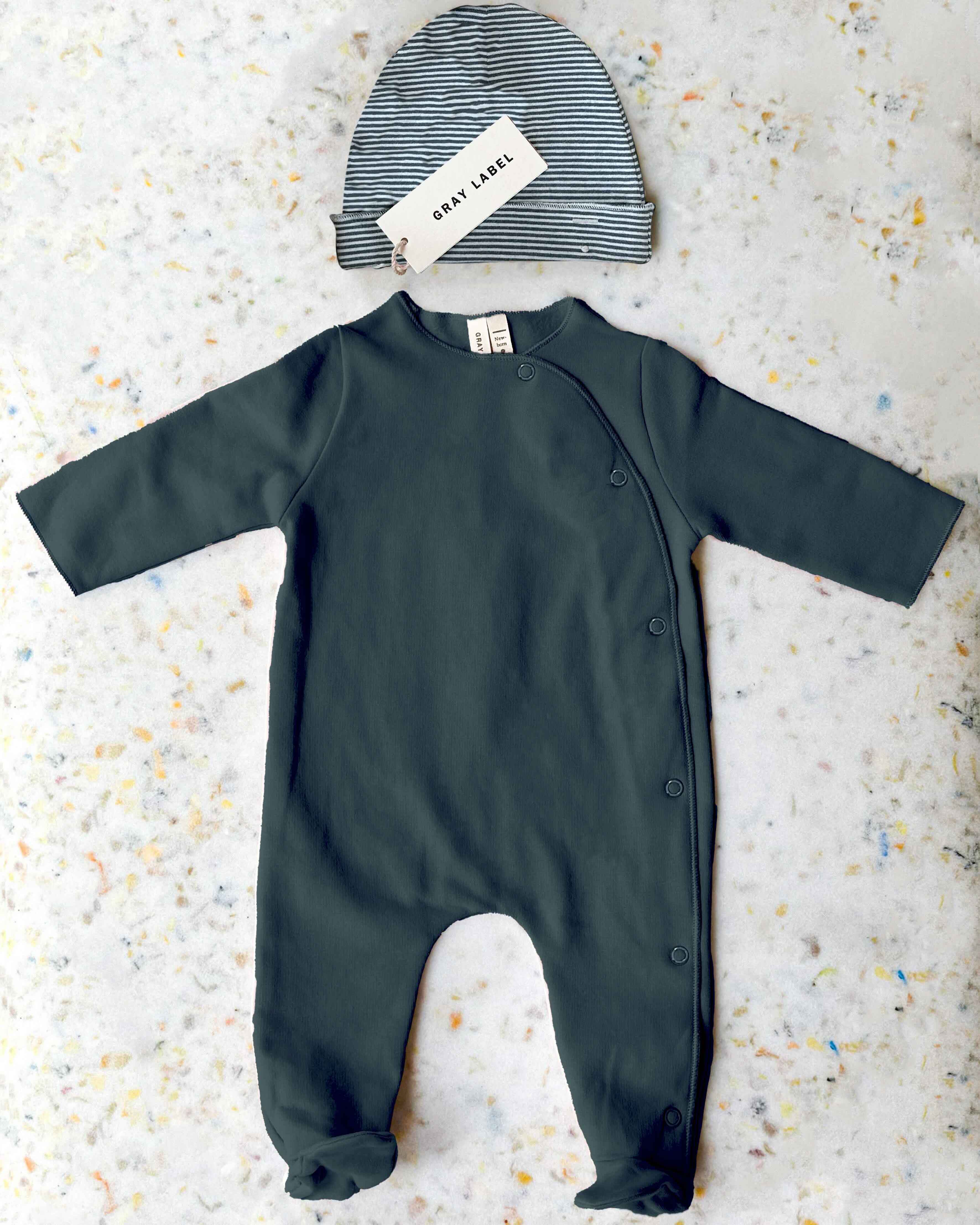Newborn essentials set - blue gray