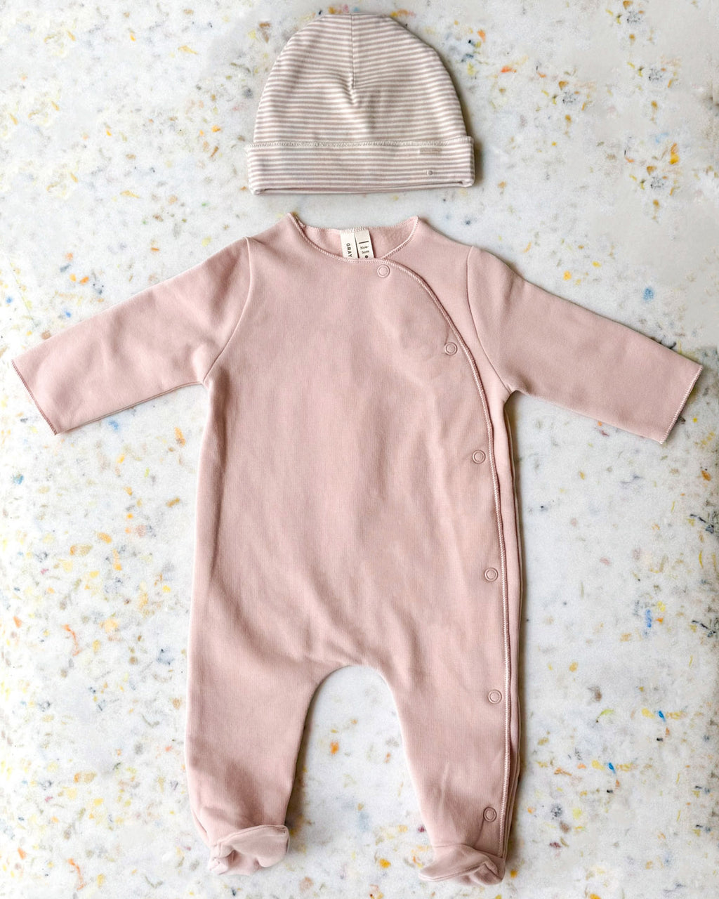 Newborn essentials set - faded pink 