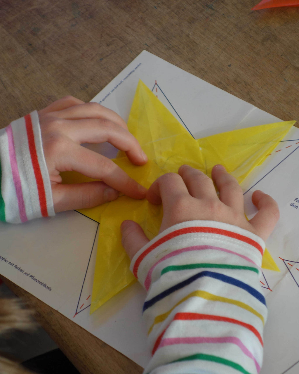 Folding set stars average - white