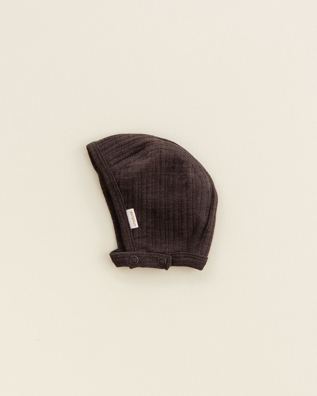 Bonnet with press stud rib wool/silk - wakame