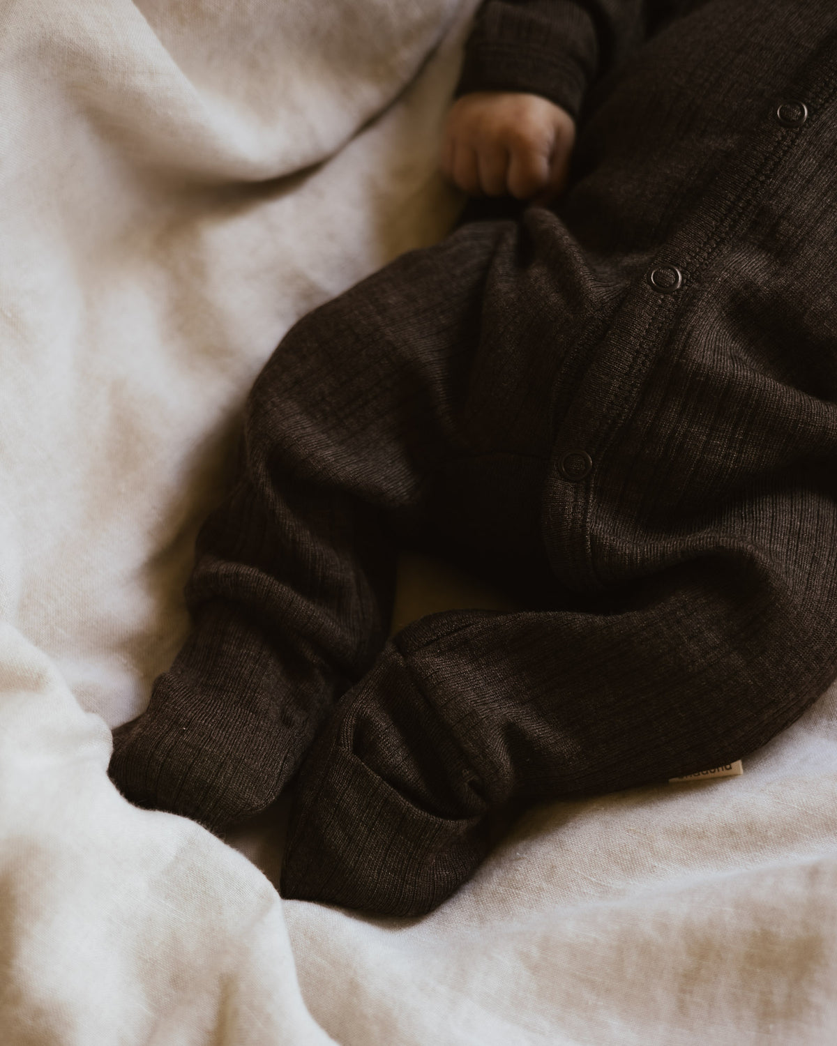 Onesie rib 2 in 1 feet wool/silk - cocoa