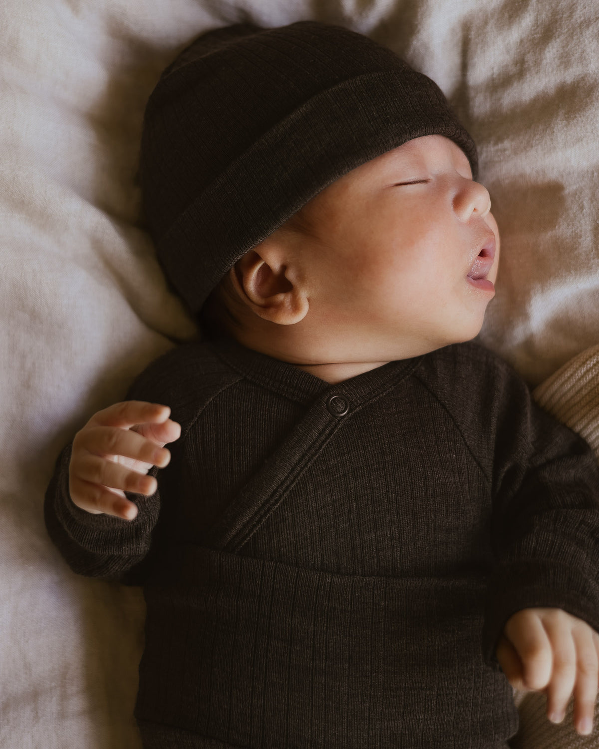 Baby hat rib wool/silk - cocoa