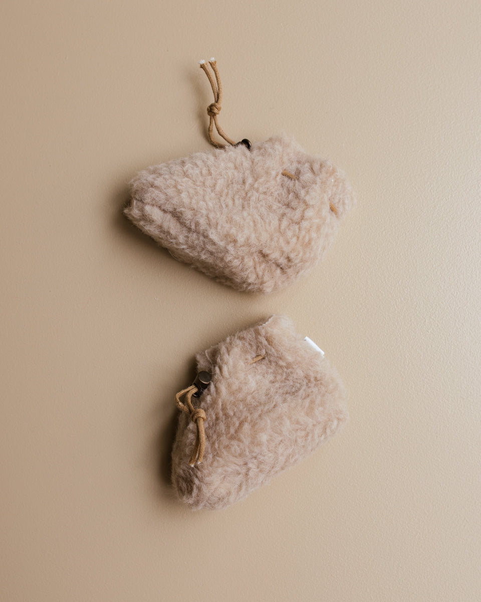 Alwero slofjes wol plushe beige copyright ziloen