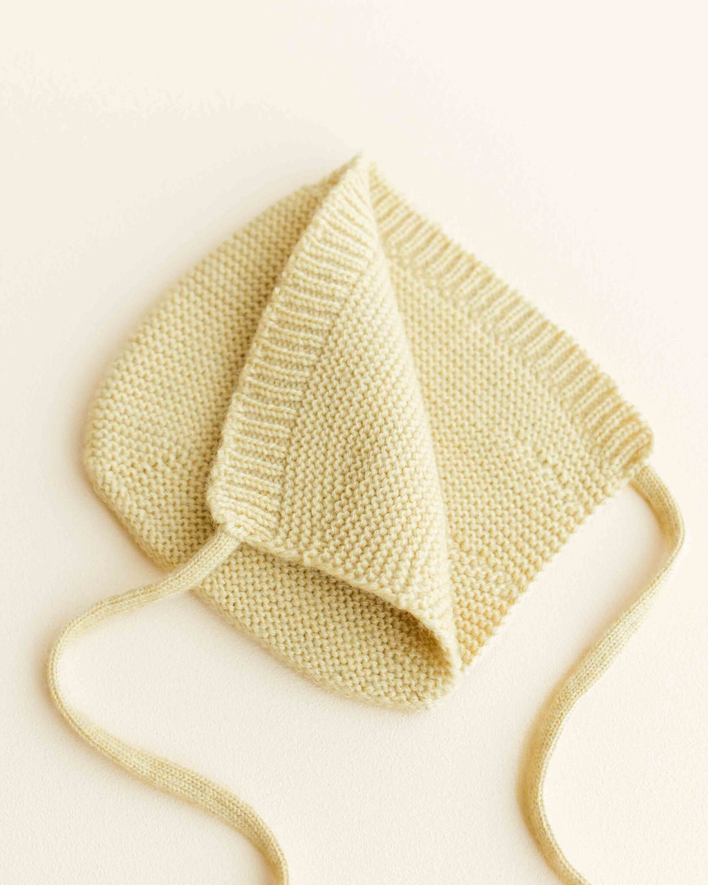 BONNET DOLLY LIGHT YELLOW 3