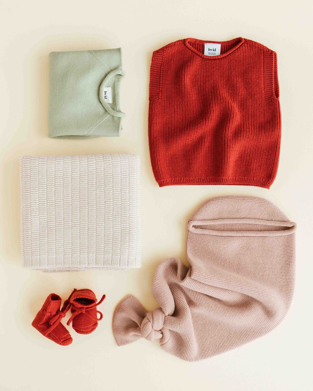 BOOTIES RED 4