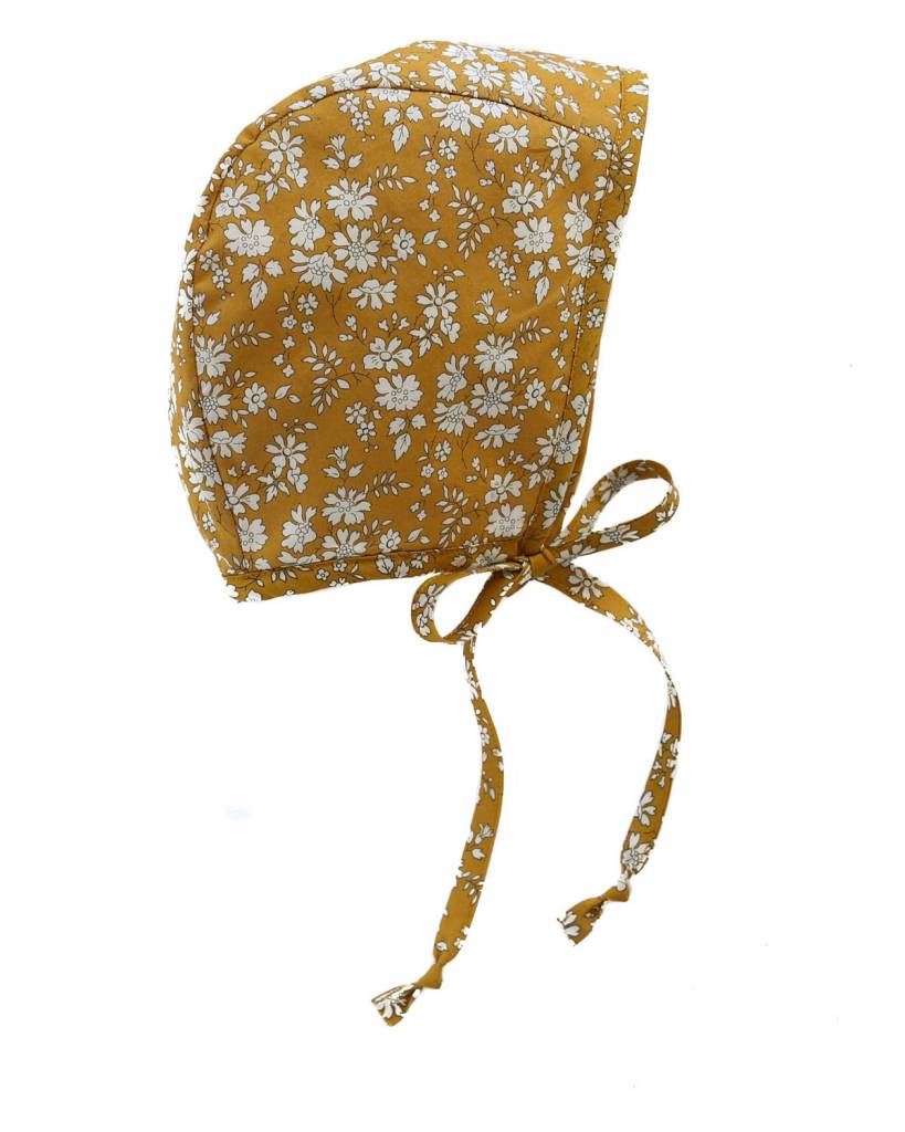 Briar-Buttercup-yellow-bonnet