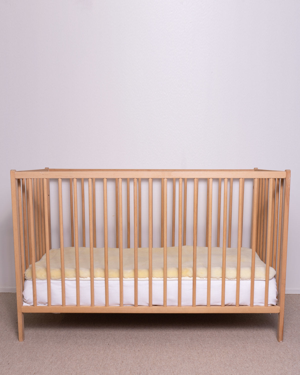 christ-ledikant-lamsvacht-medicinaal-gelooid-60-x-120-cm