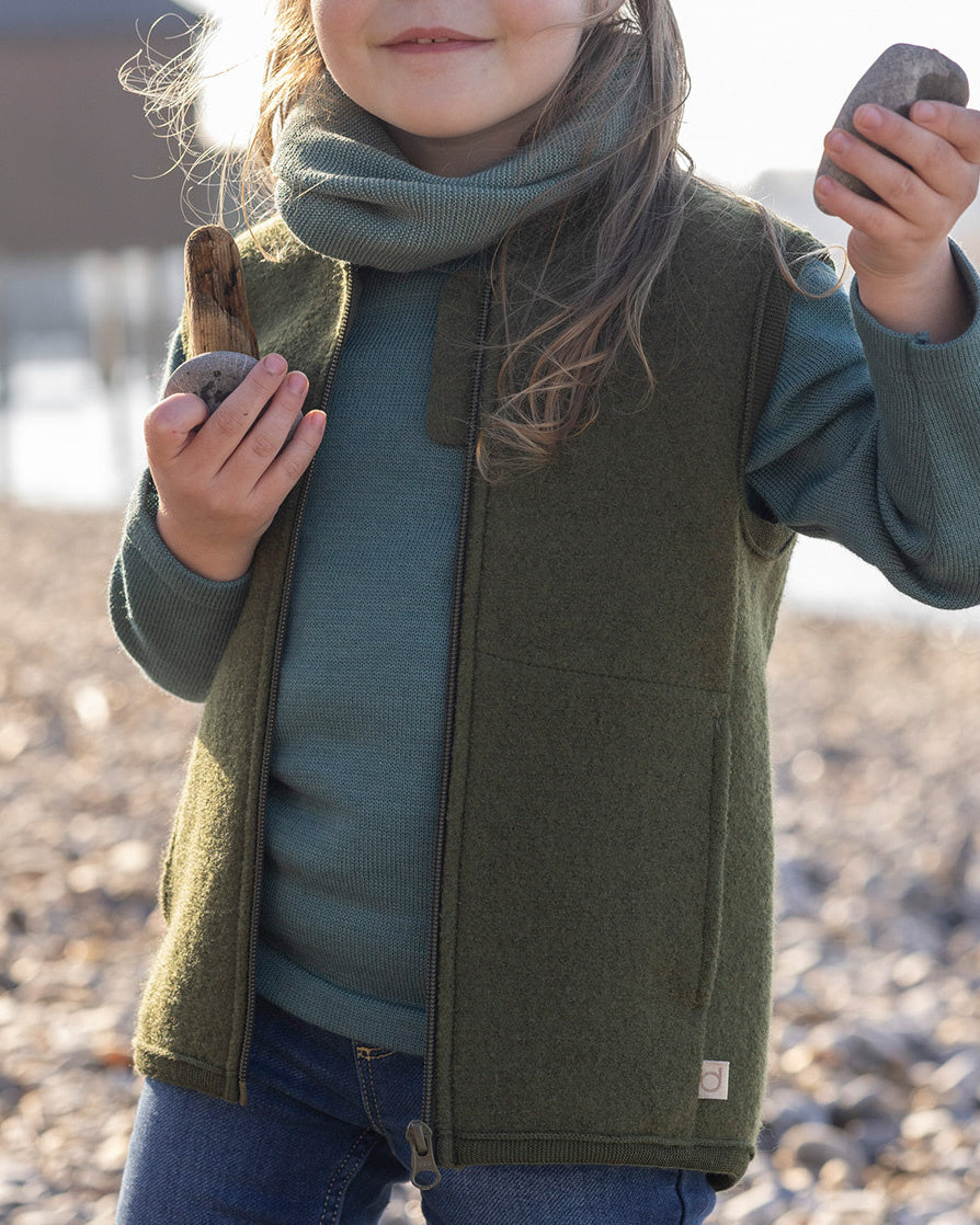 Disana - bodywarmer van gekookte wol - olive-2