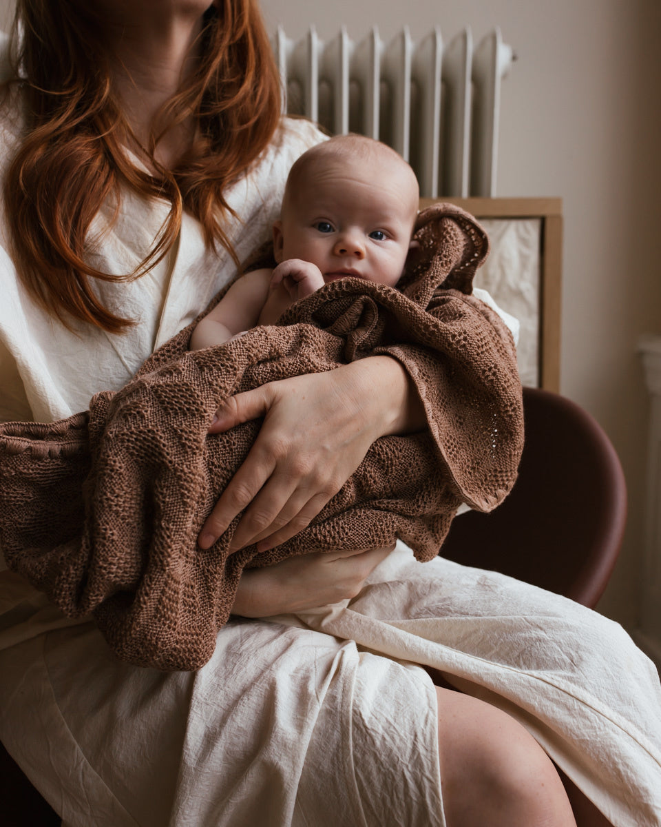 disana-merino-wool-baby-blanket-caramel