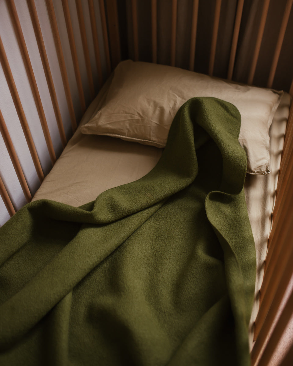 Disana merino woolen blanket olive