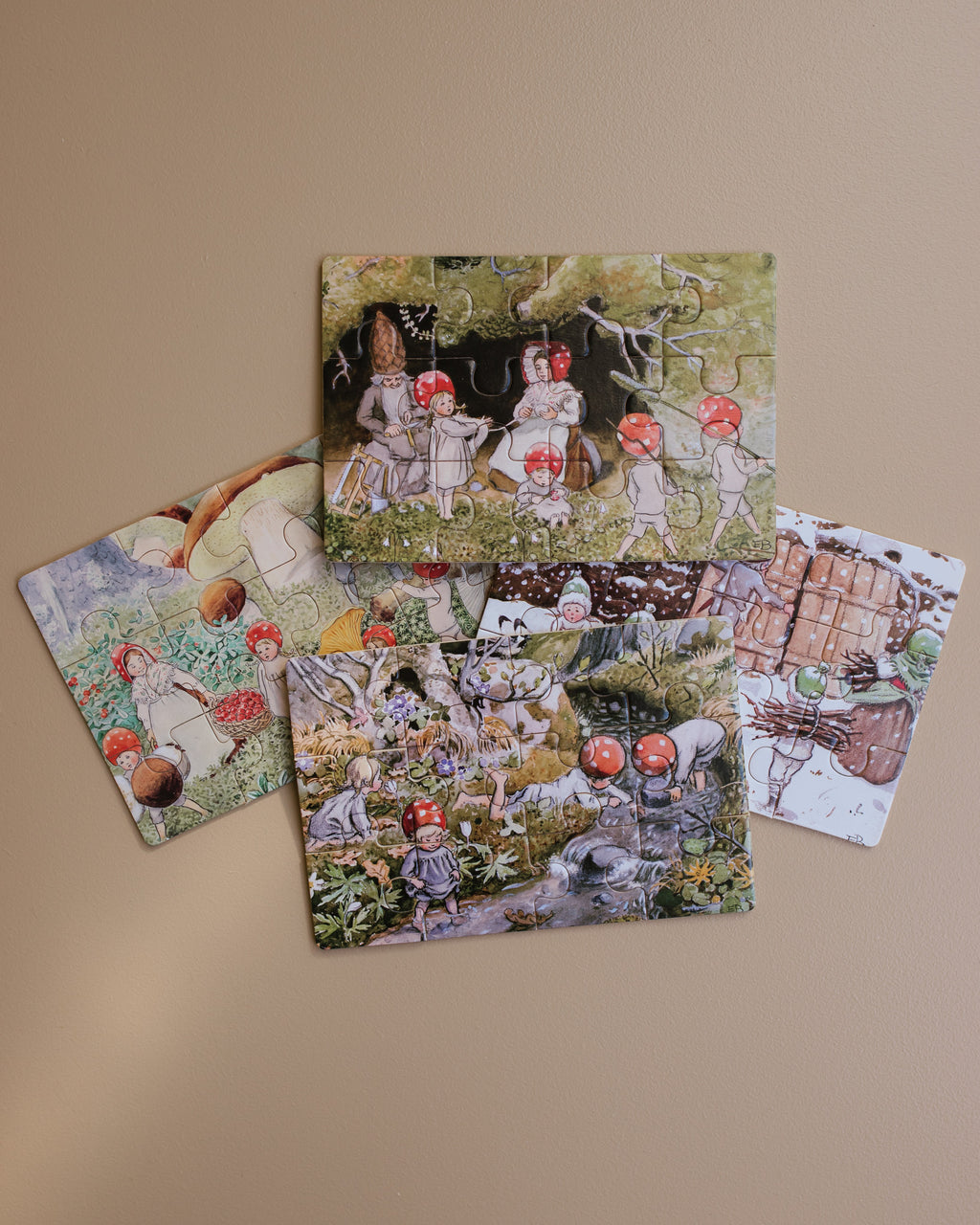 Elsa Beskow puzzles vier stuks kabouterkinderen copyright Ziloen