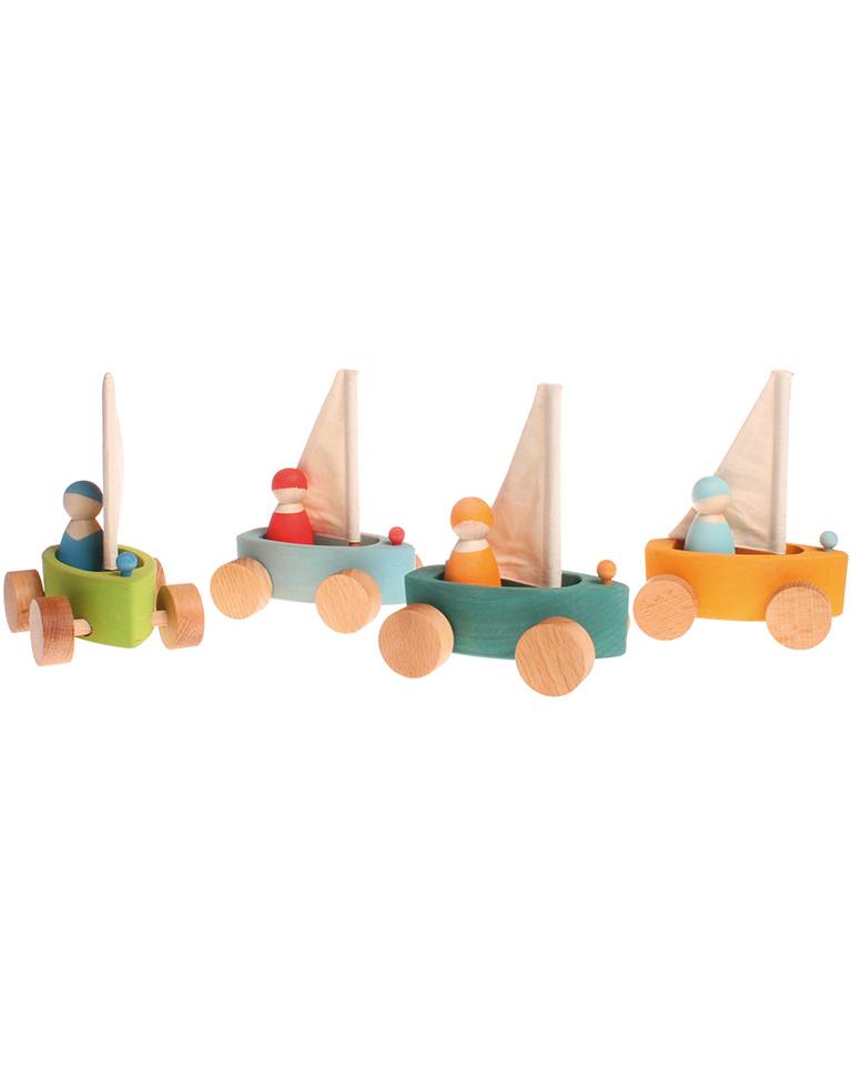grimms-zeilbootjes-met-poppetjes-09316