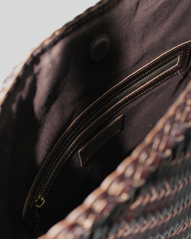 handgeweven-leren-bucket-bag-esmee-2