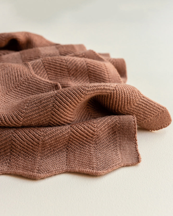 Hvid baby dekentje FREDDIE TERRACOTTA