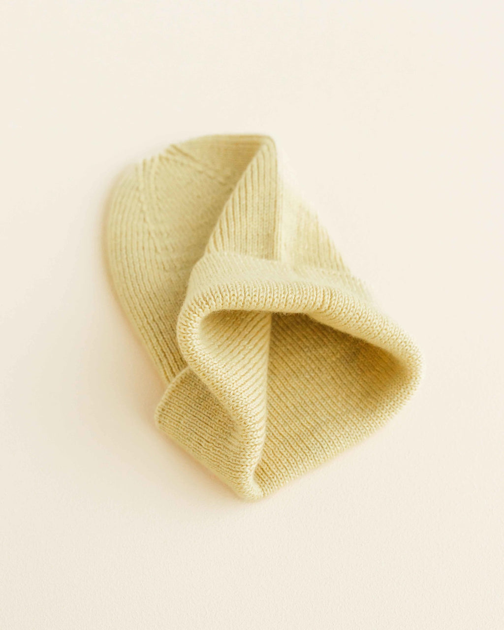 hvid Beanie Fonzie newborn - light yellow