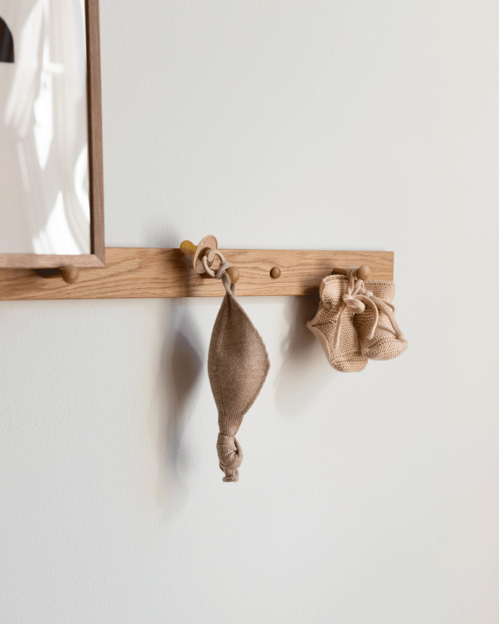 hvid-comforter-titi-colour-sand+booties-colour-oat