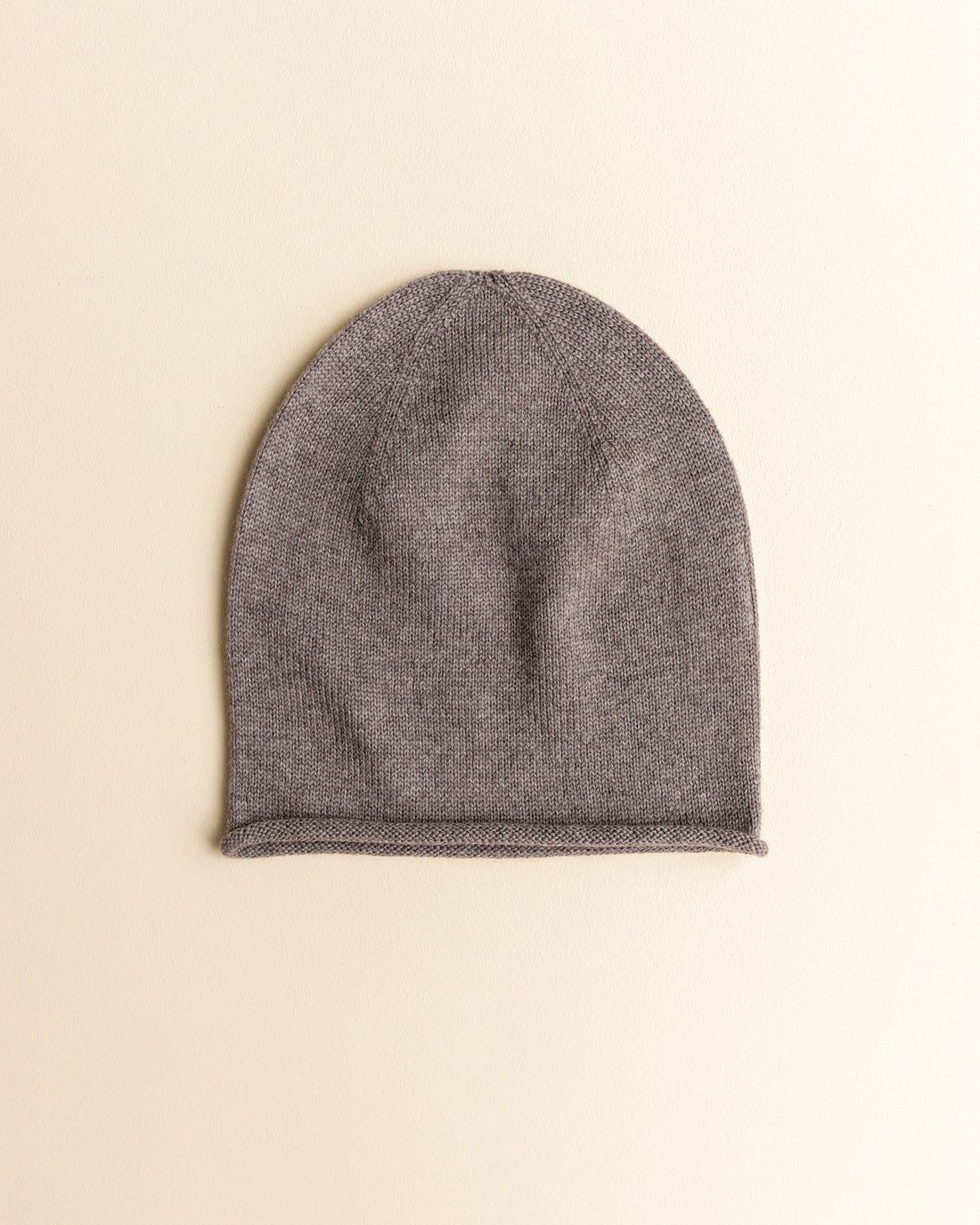 hvid-Efa-beanie----otter