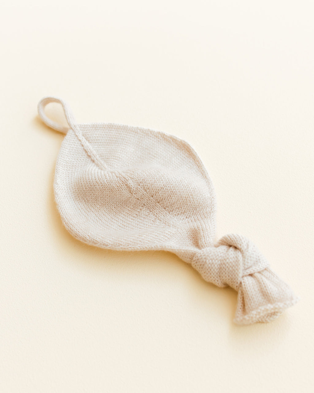 Hvid-Titi-speen--en-knuffeldoekje---cream