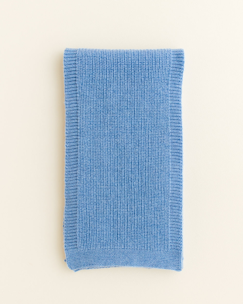 Hvid-Wollen-sjaal-Gustave---light-blue-2