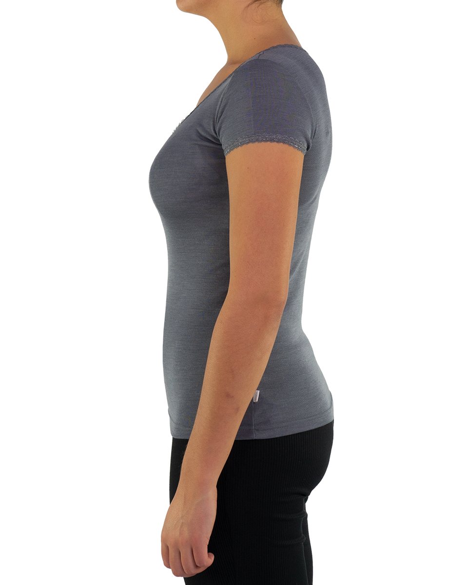 Joha-women-undershirt-side