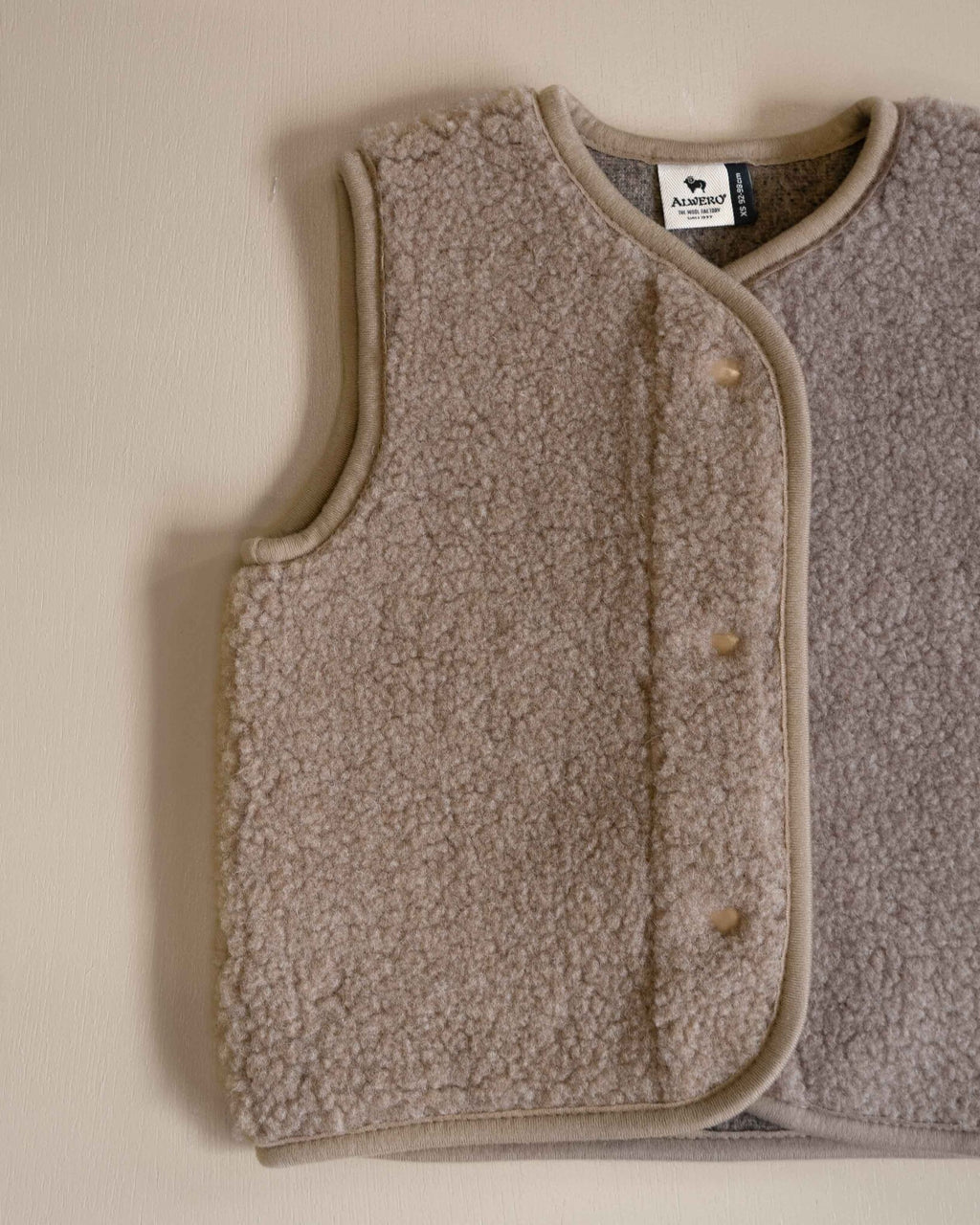 Kinder vest TYB wolpluche - tan