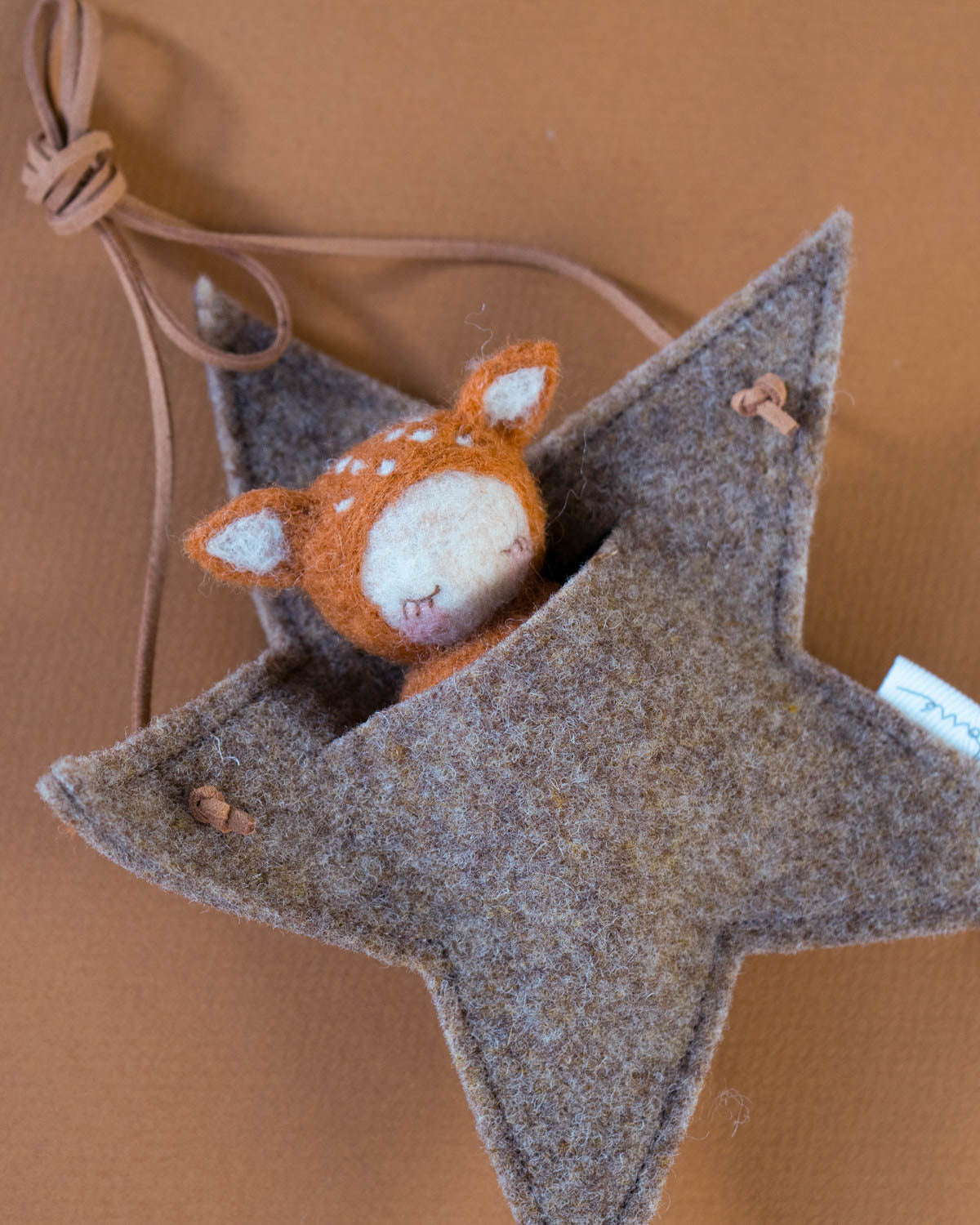 Motane-fawn-cinnamon-start-pocket-doll