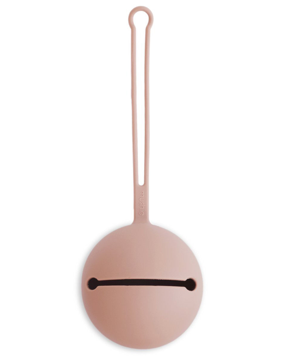 Mushie_speenopberger_blush