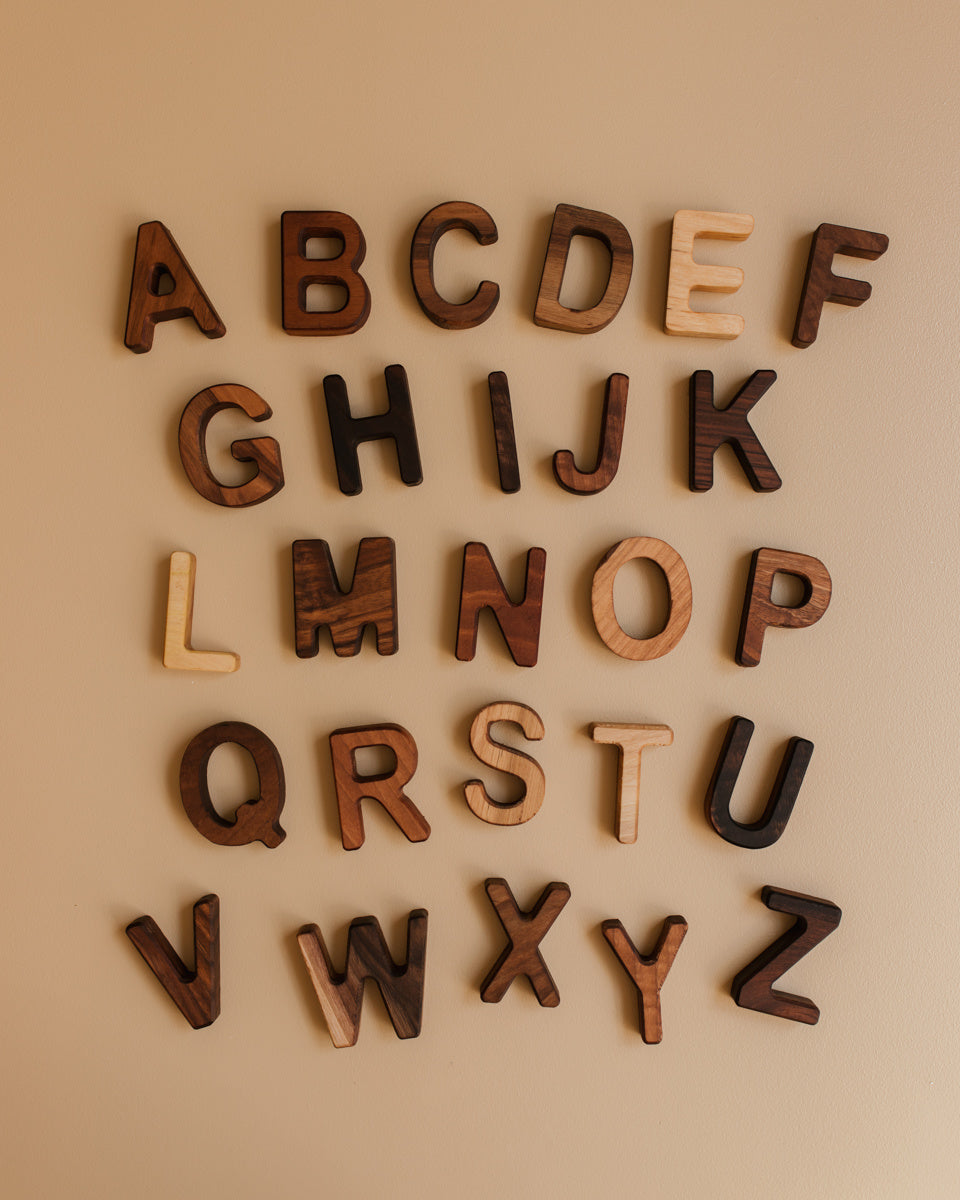 Oyuncak lossr lrtters hoofdletters copyright Ziloen web-1053