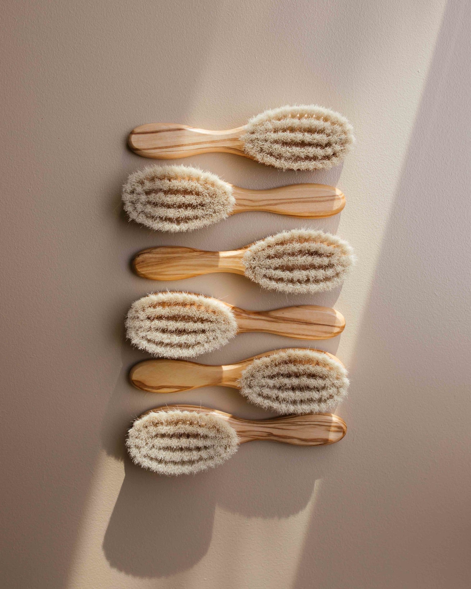 Redecker baby brush olive wood