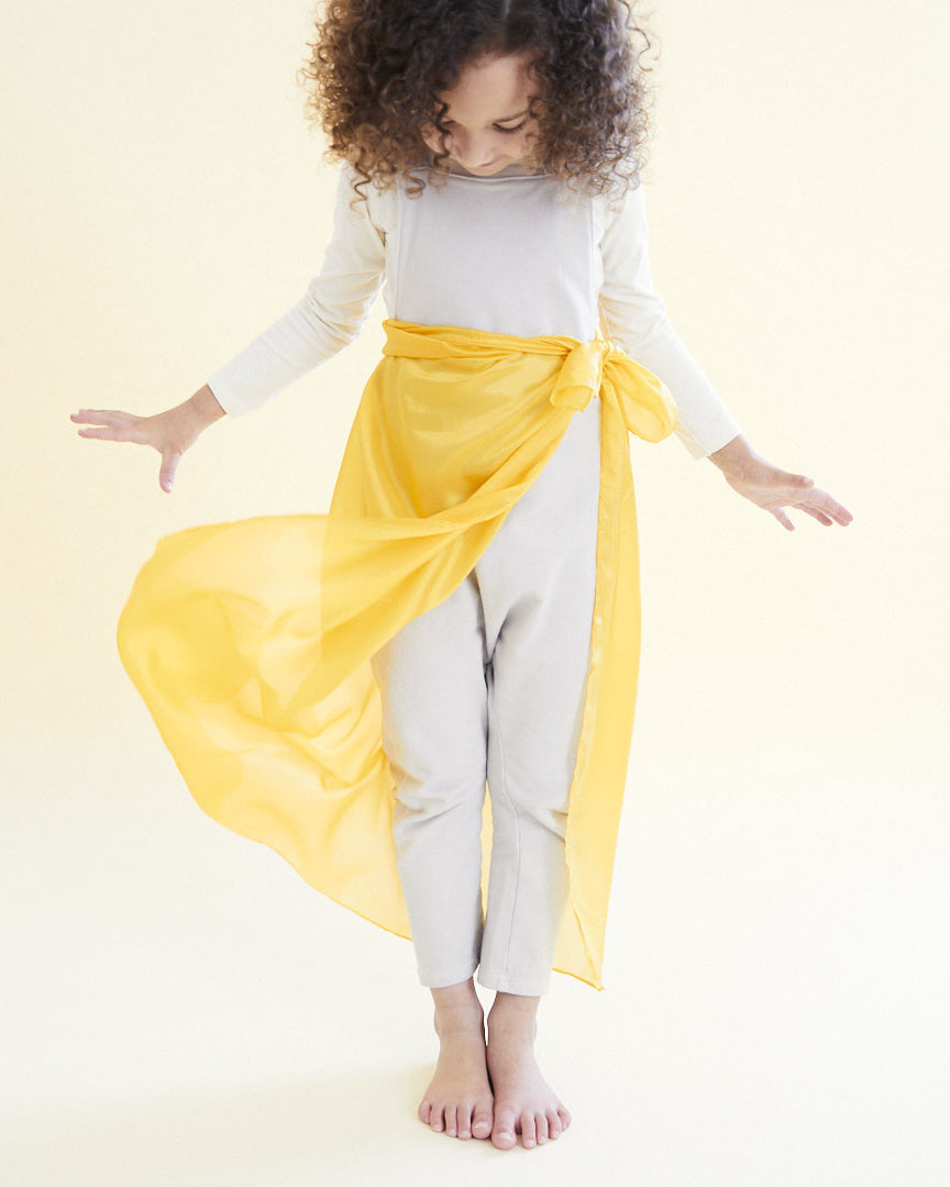 Sarah's Silks Playsilks gold_3