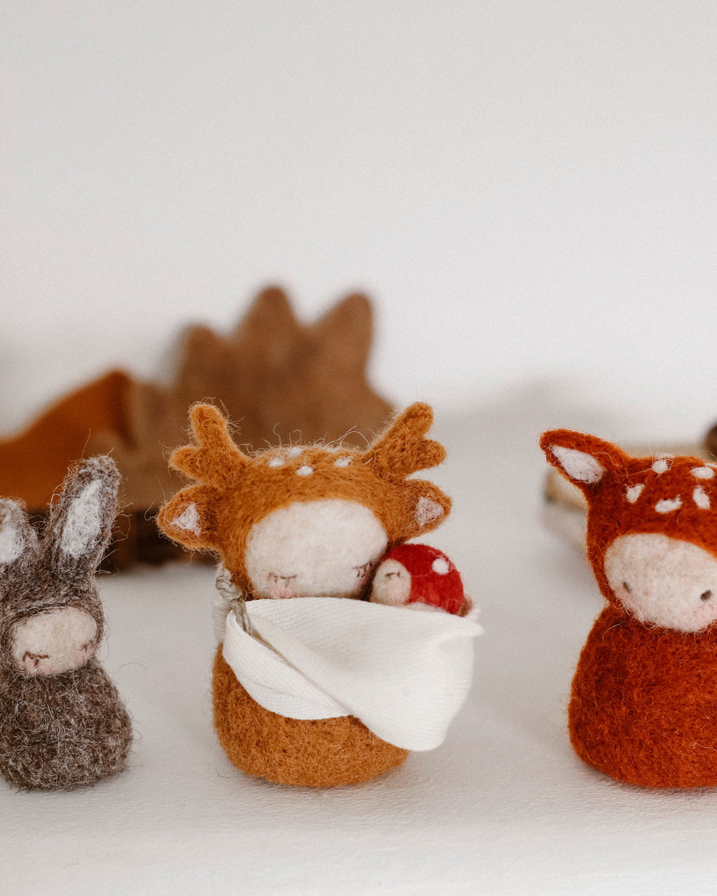 Studio_motane_family_reindeer_deer_dolls_set_A1921
