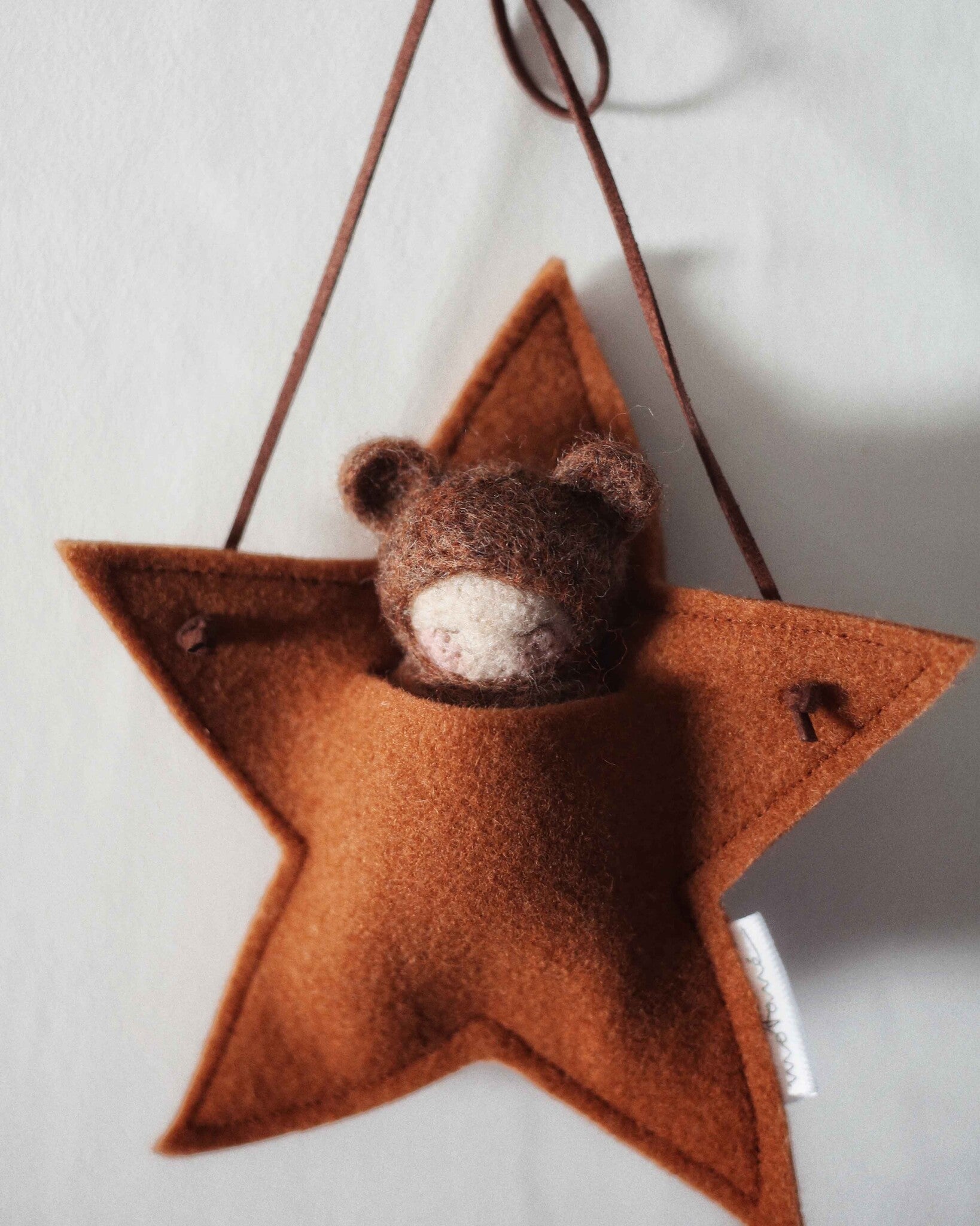 Studio motane pocket doll bear