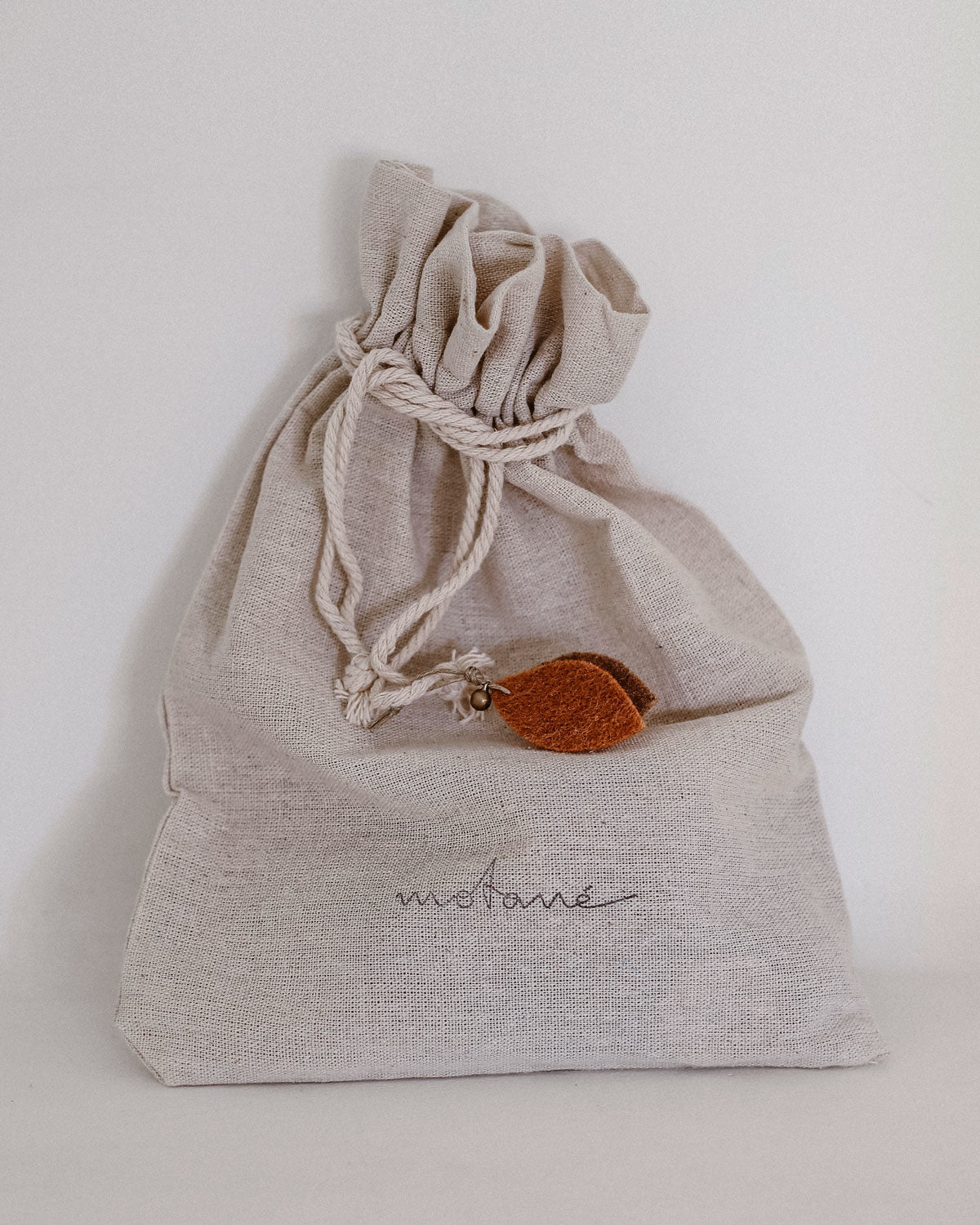 Studio_motane_wrapping_bag_deer_dolls_family_set_A1896