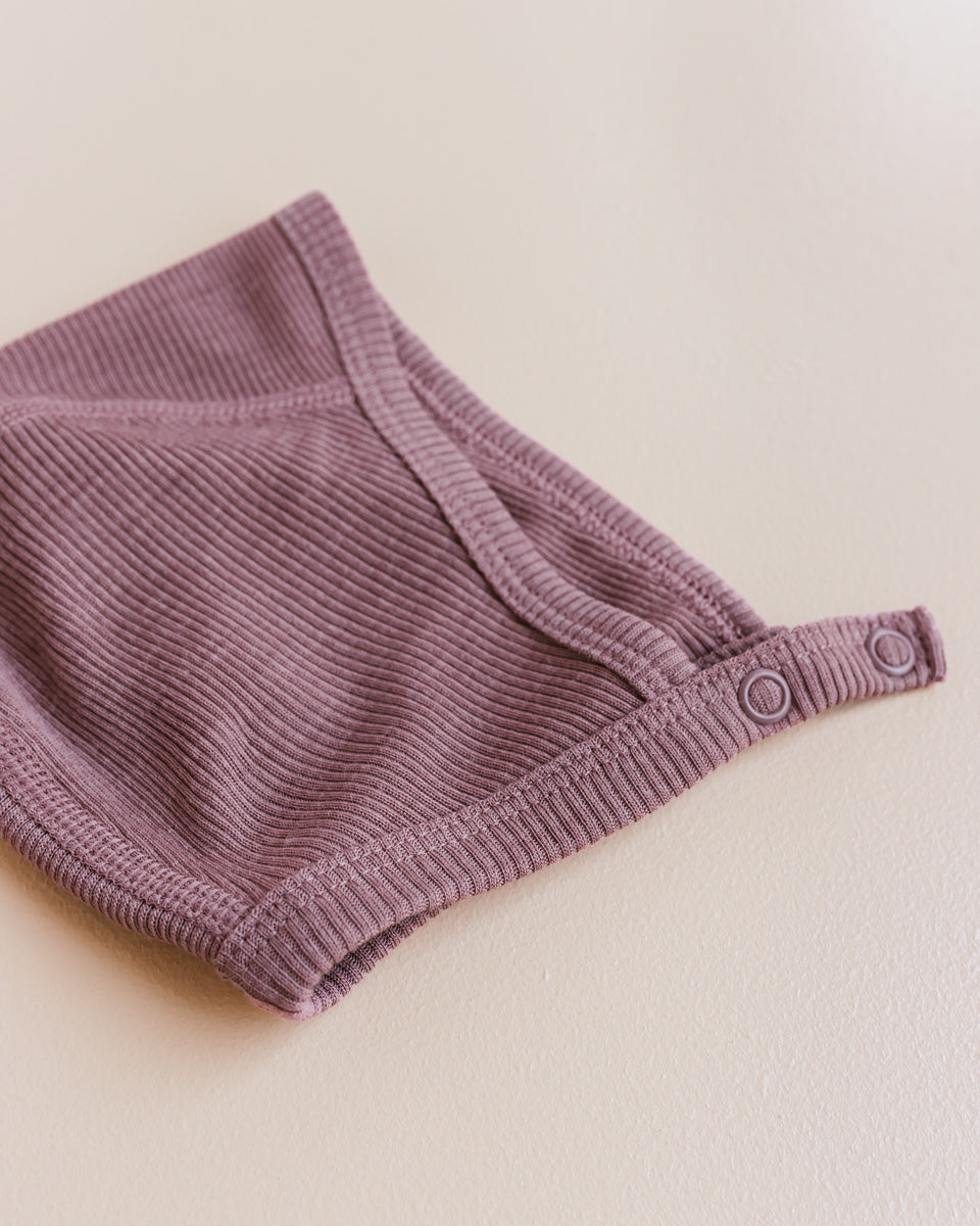 Unaduna bonnet tiny rib wool silk mauvewood