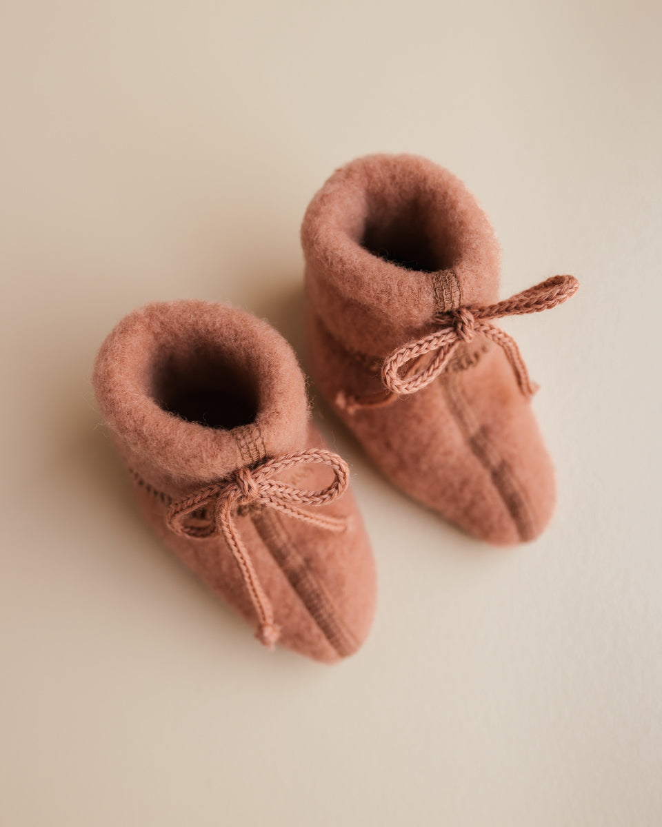 [Unaduna X Engel]-Wool fleece booties - sienna clay