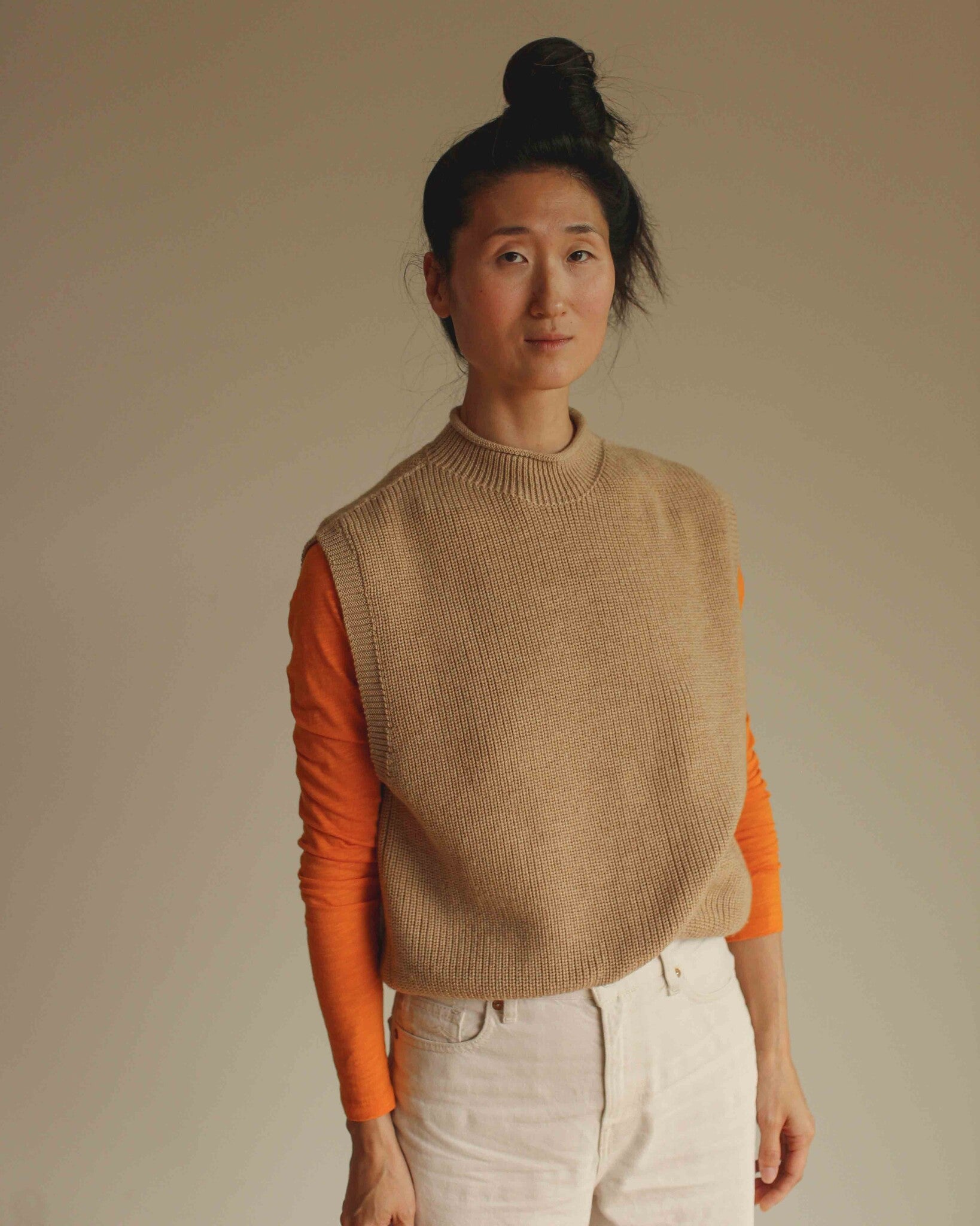 VEST HELLE SAND LIFESTYLE 2