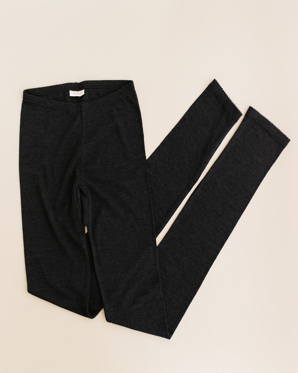 womens-leggings-pointelle-woolsilk-ebony