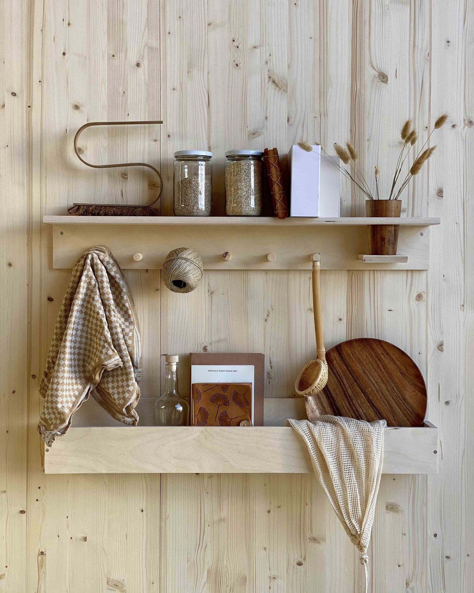 woodchuck yori shelf rinni